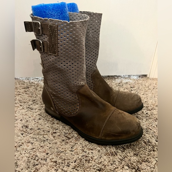 Sorel Major Pull-On Perforated Suede and Leather Boots size 10 - Picture 1 of 6